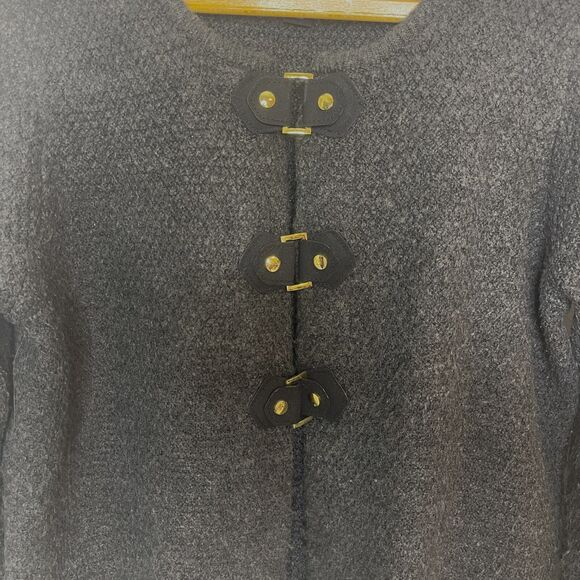 Cynthia Rowley Sweater Cardigan with Black and Gold Latch‎ Buttons Size L - Picture 3 of 11